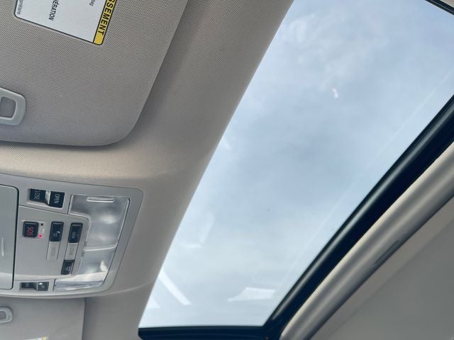 2018 Toyota AVALON Limited