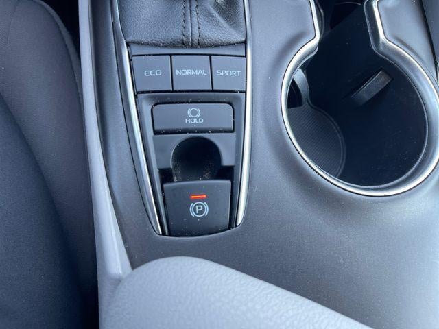 2024 Toyota CAMRY LE