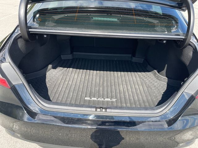 2021 Toyota Camry Hybrid LE