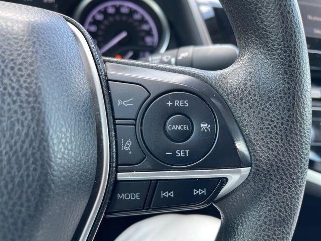2021 Toyota Camry Hybrid LE