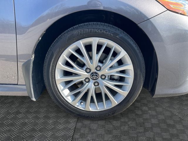 2020 Toyota CAMRY HYBRID XLE