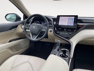 2024 Toyota CAMRY XLE