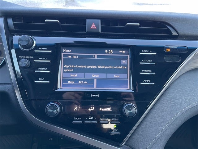 2020 Toyota CAMRY SE