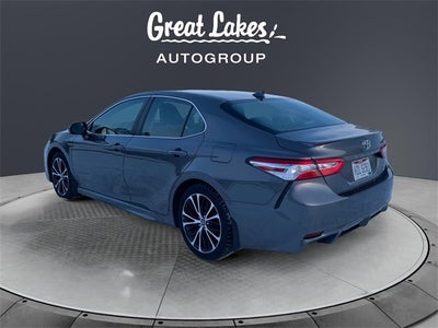 2020 Toyota CAMRY SE