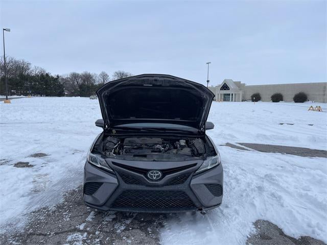 2020 Toyota CAMRY SE