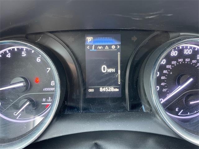 2020 Toyota CAMRY SE