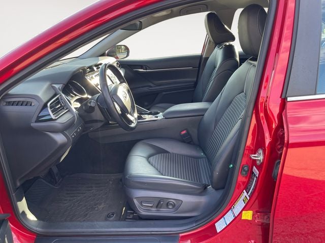 2020 Toyota CAMRY SE