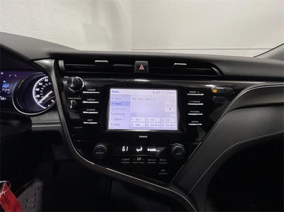 2020 Toyota CAMRY SE