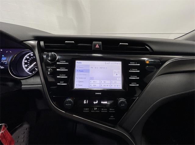 2020 Toyota CAMRY SE