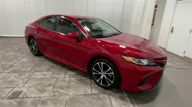 2020 Toyota CAMRY SE