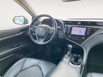2020 Toyota CAMRY SE