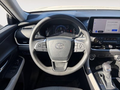 2026 Toyota Grand Highlander LE