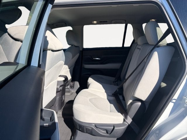 2026 Toyota Grand Highlander LE