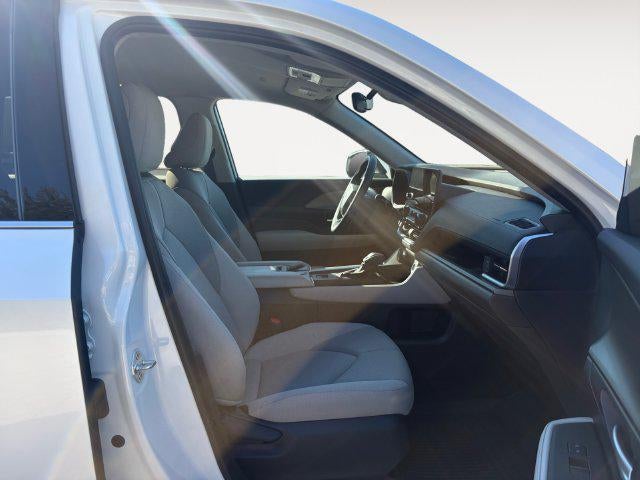 2026 Toyota Grand Highlander LE