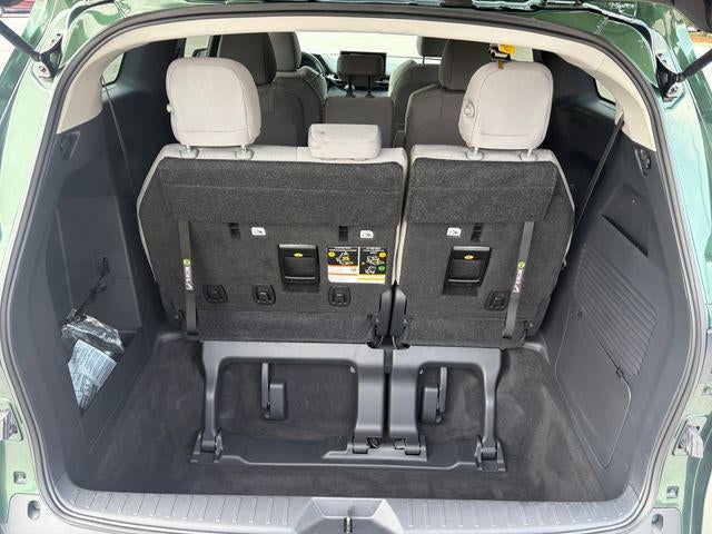 2025 Toyota Sienna LE 8 Passenger