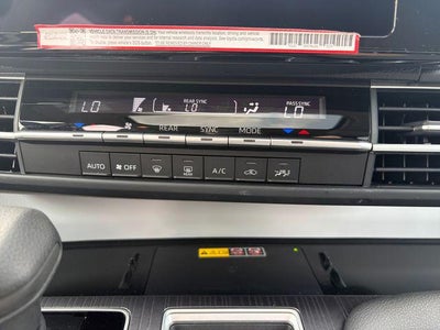 2025 Toyota Sienna LE 8 Passenger