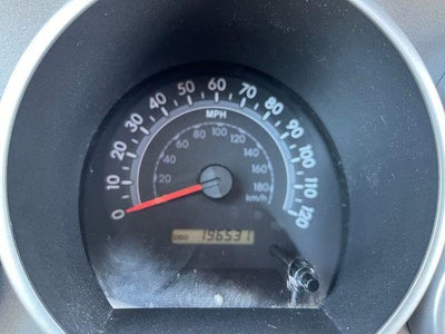 2011 Toyota SEQUOIA SR5 5.7L