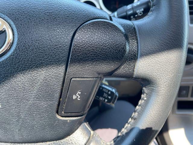 2011 Toyota SEQUOIA SR5 5.7L