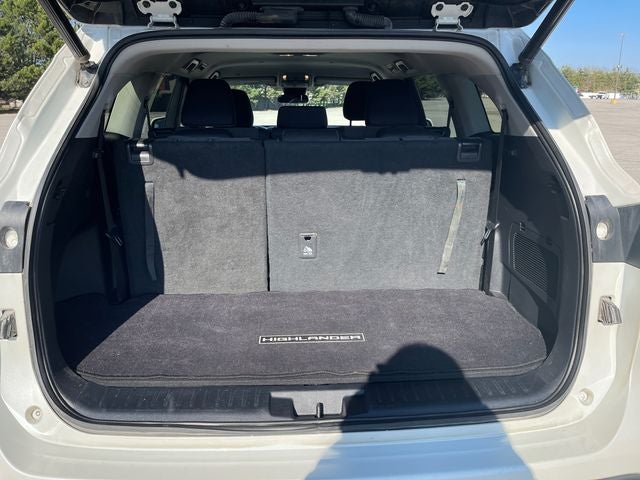 2020 Toyota HIGHLANDER LE