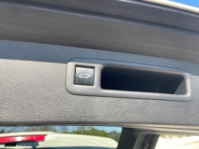 2020 Toyota HIGHLANDER LE