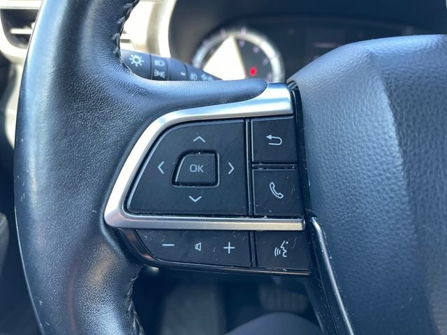 2020 Toyota HIGHLANDER LE