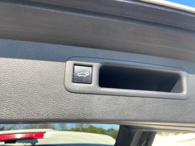 2020 Toyota HIGHLANDER LE