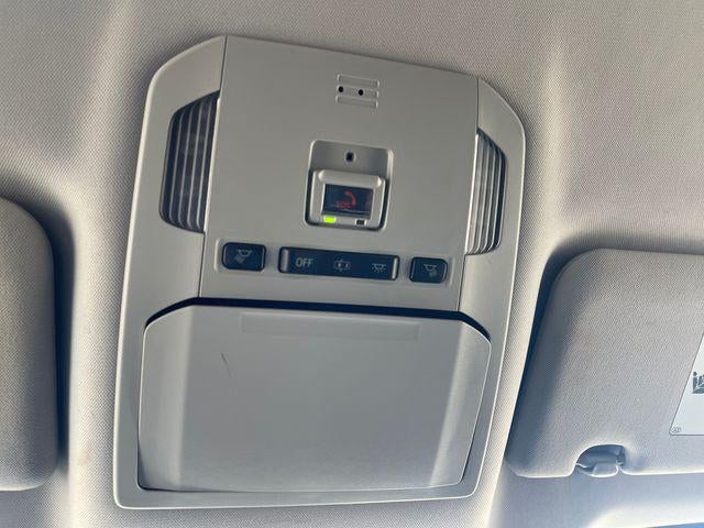 2020 Toyota HIGHLANDER LE