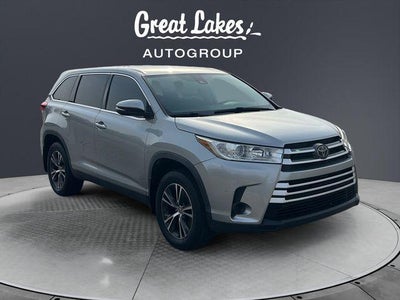 2019 Toyota HIGHLANDER LE
