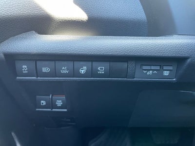 2025 Toyota Sienna Platinum 7 Passenger