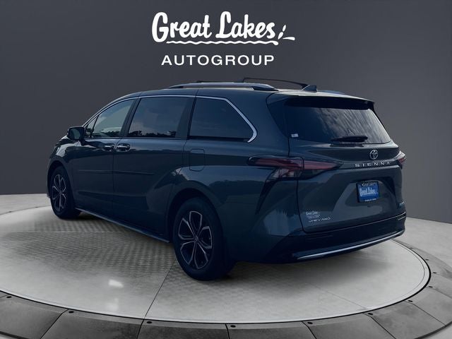 2025 Toyota Sienna Platinum 7 Passenger