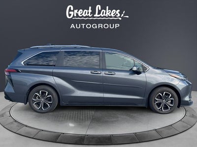 2025 Toyota Sienna Platinum 7 Passenger
