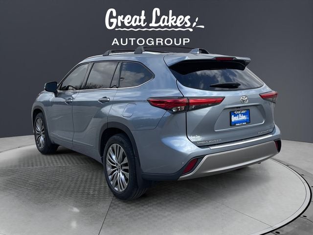 2022 Toyota HIGHLANDER Platinum