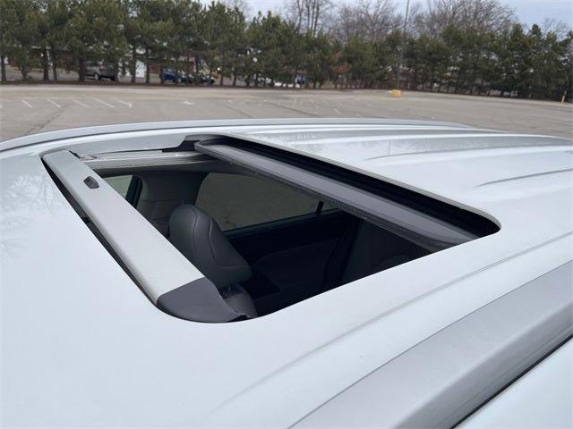 2022 Toyota HIGHLANDER HYBRD XLE