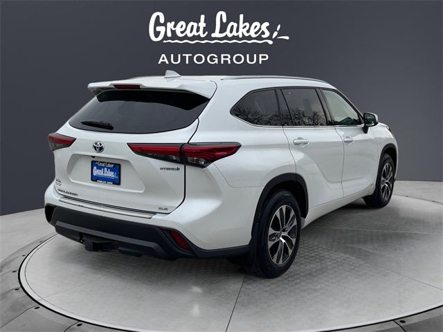 2022 Toyota HIGHLANDER HYBRD XLE