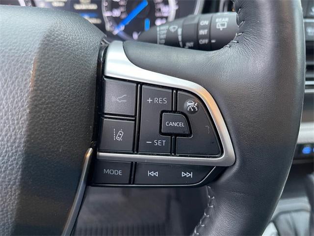 2022 Toyota HIGHLANDER HYBRD XLE