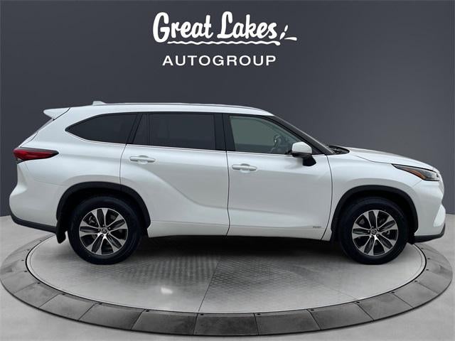 2022 Toyota HIGHLANDER HYBRD XLE
