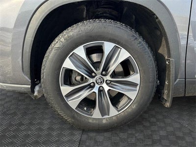 2024 Toyota HIGHLANDER HEV XLE