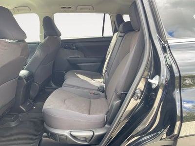 2023 Toyota HIGHLANDER LE