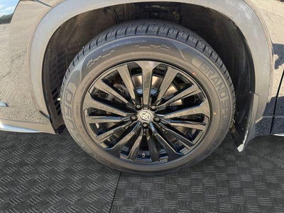 2024 Toyota Highlander XSE
