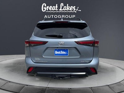2024 Toyota HIGHLANDER XLE