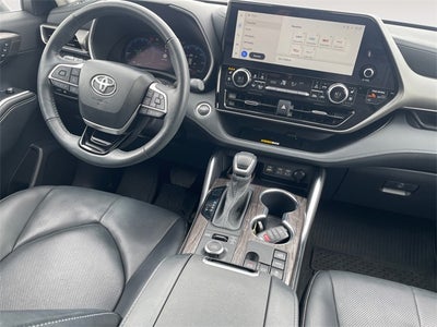 2024 Toyota HIGHLANDER Limited