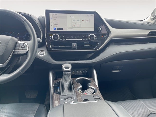 2024 Toyota HIGHLANDER Limited