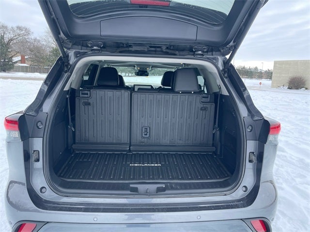 2024 Toyota HIGHLANDER Limited