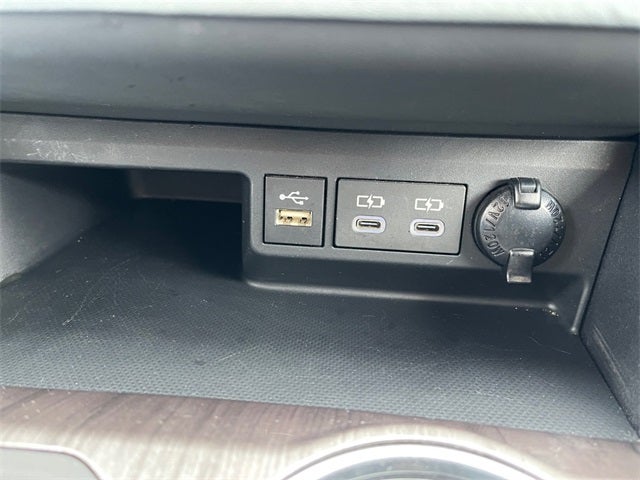 2024 Toyota HIGHLANDER Limited