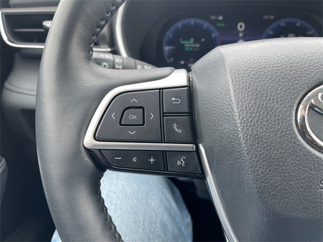 2024 Toyota HIGHLANDER Limited