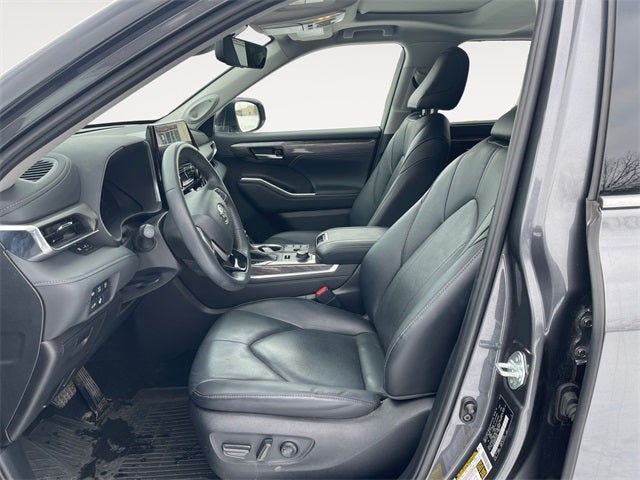 2024 Toyota HIGHLANDER Limited