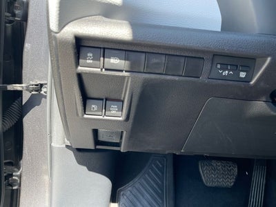 2025 Toyota Sienna LE 8 Passenger