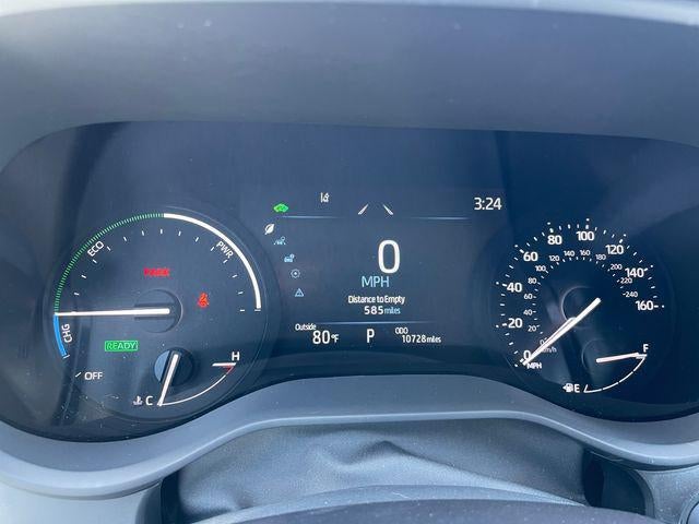 2025 Toyota Sienna LE 8 Passenger
