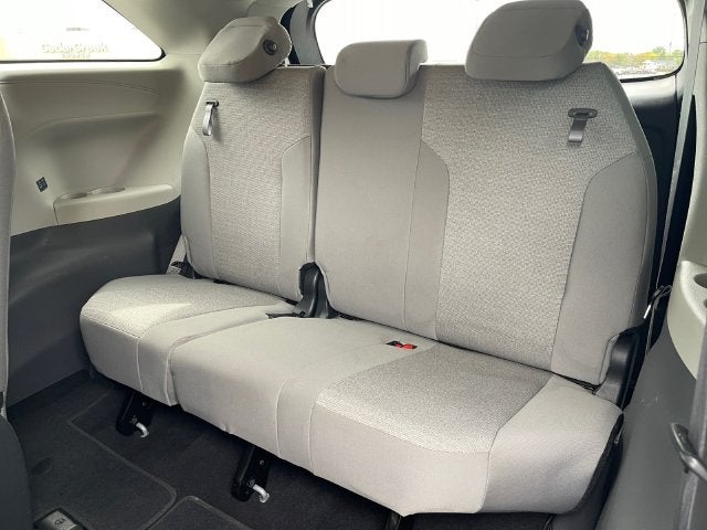 2024 Toyota Sienna LE 8 Passenger