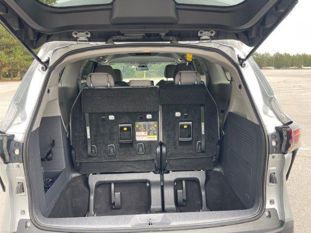 2024 Toyota Sienna LE 8 Passenger